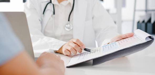 Desequilíbrio hormonal: causas, sintomas e consequências