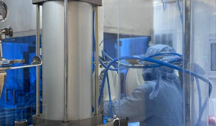 Do risco do silicone industrial à segurança dos preenchedores que diferencia o Linnea Safe