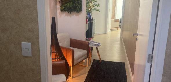 Dra. Elaine Battissaco transforma vidas com psicologia centrada no ser humano