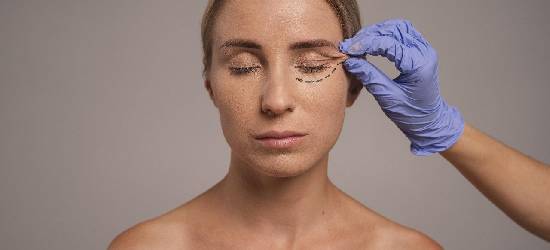 Dra. Lara El Andere é referência no Brasil em cirurgia que transforma o olhar