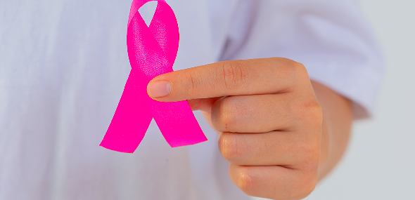 Outubro rosa, o mês de conscientização da luta contra o câncer de mama