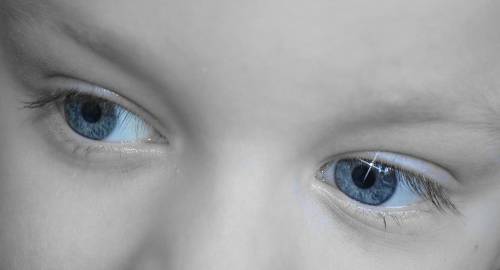 Retinoblastoma: entenda o câncer da retina do bebê