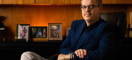 Superando o medo do câncer de próstata: Dr. Juliano Plastina explica detalhes sobre tratamento moderno