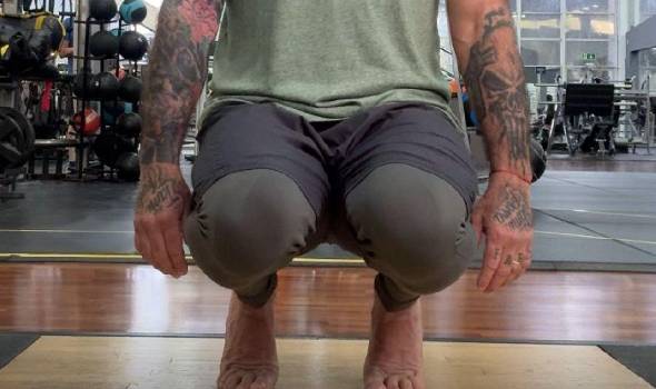 “Treino Lá em Casa”: idealizadores da proposta ensinam exercícios para aliviar dores nos joelhos após os 40 anos