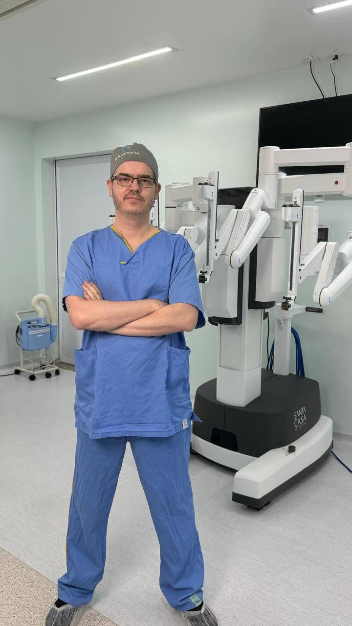 Dr. Juliano Plastina